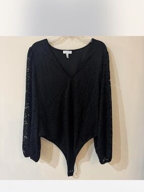 sofia by sofia vergara Black Lace V-Neck Long-Sleeve Bodysuit